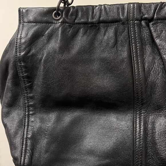 Bottega Veneta Black Leather Tote – Vintage / Intrecciato Handles – 17” - Picture 7 of 16